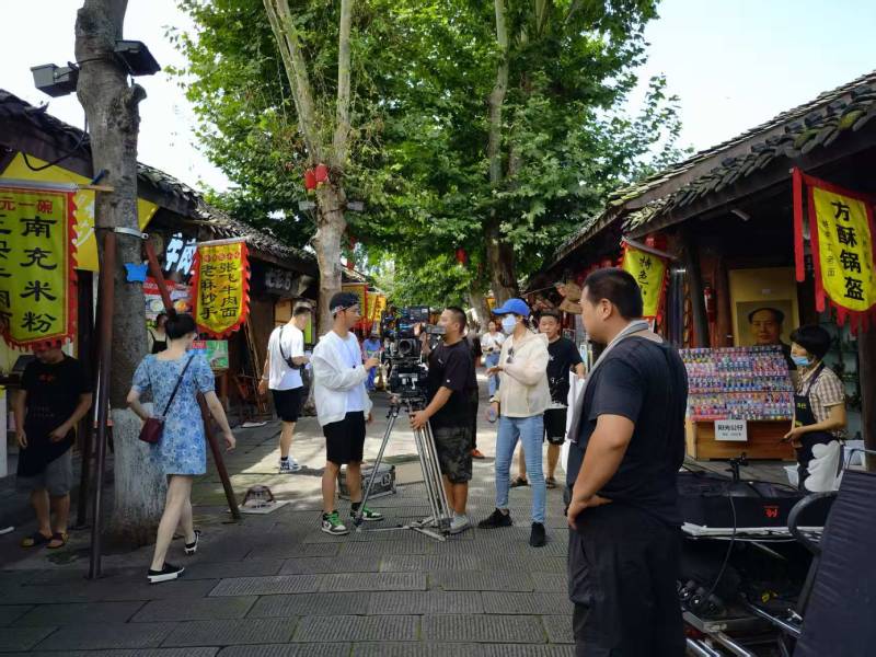 玉屏产品视频拍摄技术升级：AI与三维动画深度融合